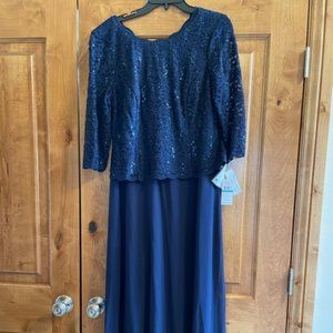 Beautiful Blue Alex Evenings Full Length Formal Dress, Size 16P, NWT
